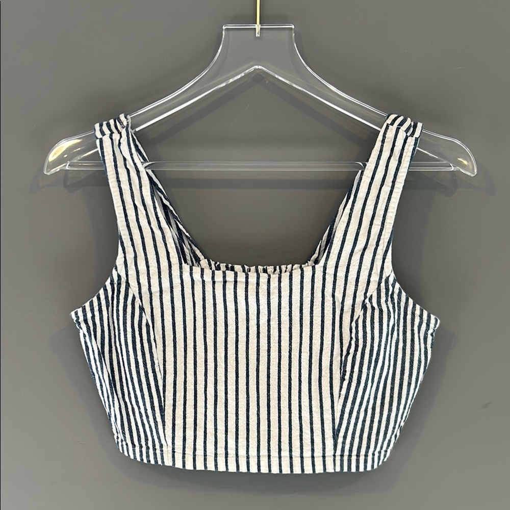Thread & supply tank size M